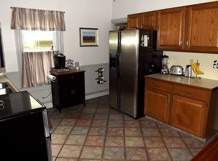 1020 Douglas Ave, Providence, RI 02904