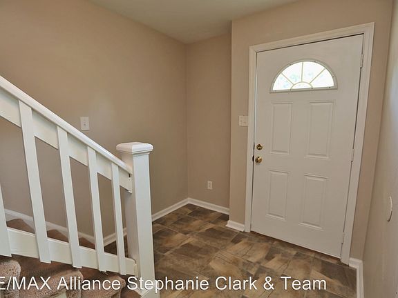 2nd image of 819 Saint Denis Ct