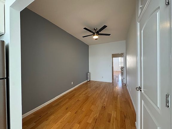 4th image of 158 Wyckoff Ave APT 3R