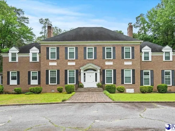 1303 Greenbriar Rd, Hartsville, SC 29550