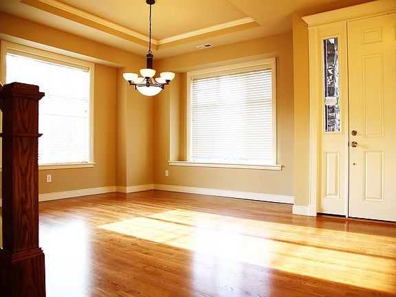 2nd image of 20825 SE 16th St