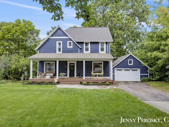 1051 Breton Rd SE, East Grand Rapids, MI 49506