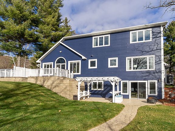 2nd image of 7902 183rd St