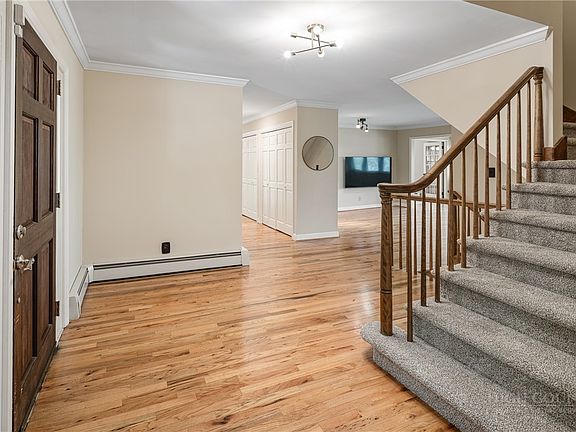 4th image of 239 Eagle Drive