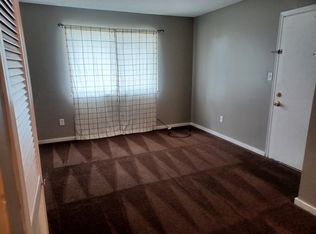 3303 Cassidy Rd #D, Jefferson City, MO 65101