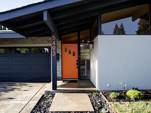 3rd image of 5493 Wildflower Cir