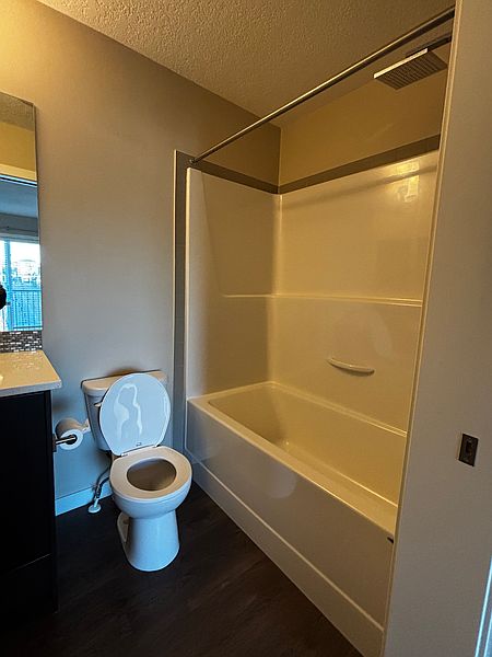 Calgary Townhouse for rent - 2 Bedrooms — photo 19