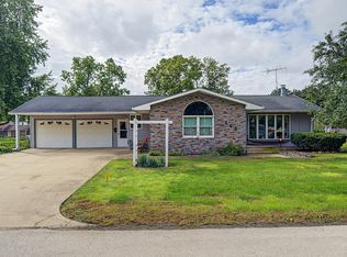 445 Niebel St, Farnhamville, IA 50538