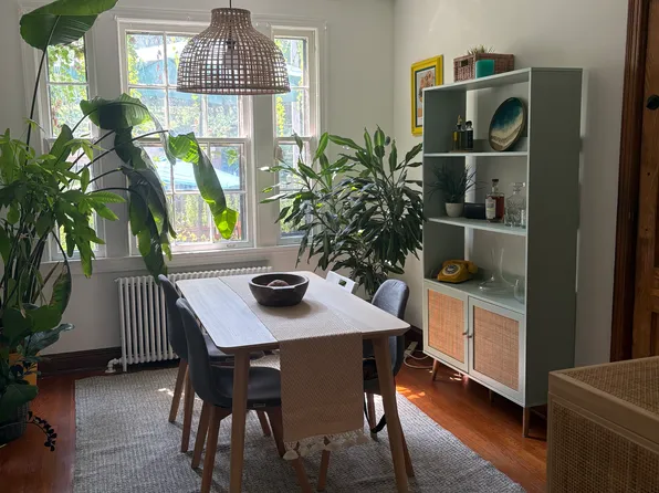 3548 W Pl NW, Washington, DC 20007
