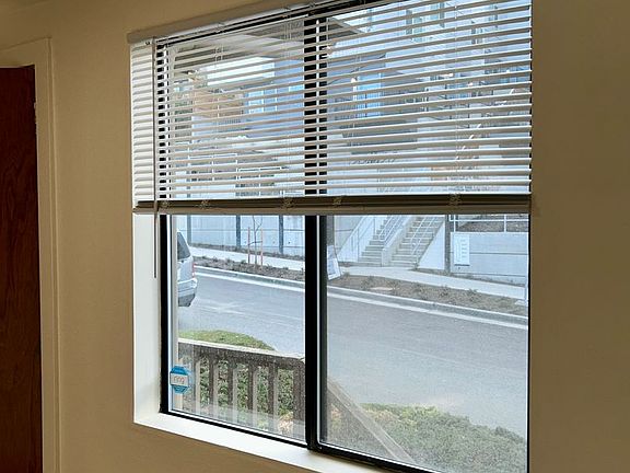 5th image of 5006 Ravenna Ave NE #5020