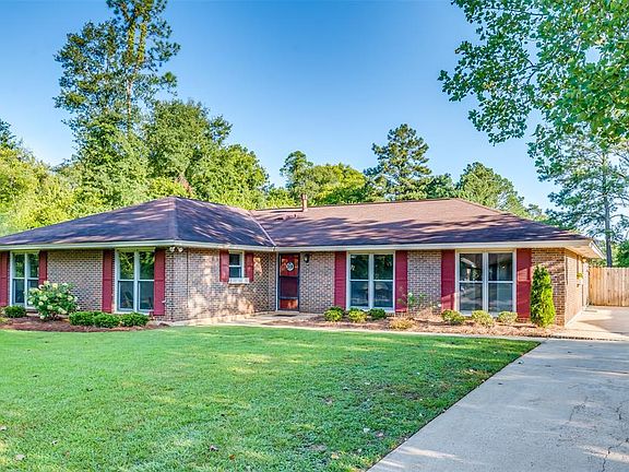 3rd image of 319 Hiwassee Dr