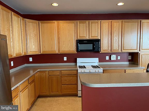 3rd image of 13044 Scotch Heather Pl