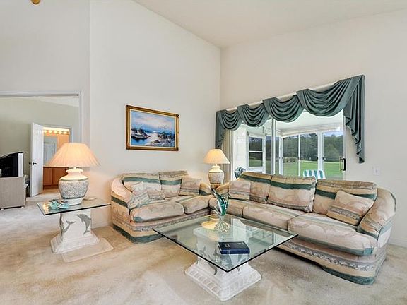 5th image of 3301 Santa Monica Dr