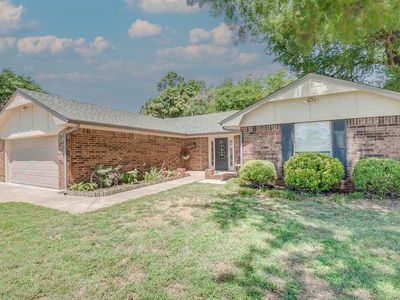 733 Park Dr, Yukon, OK, 73099
