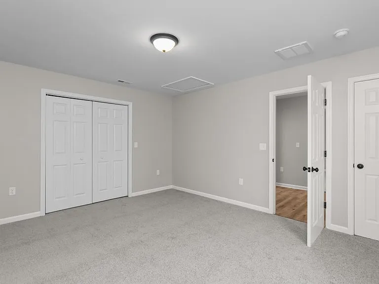 317 Ivanhoe Ave — Photo 22