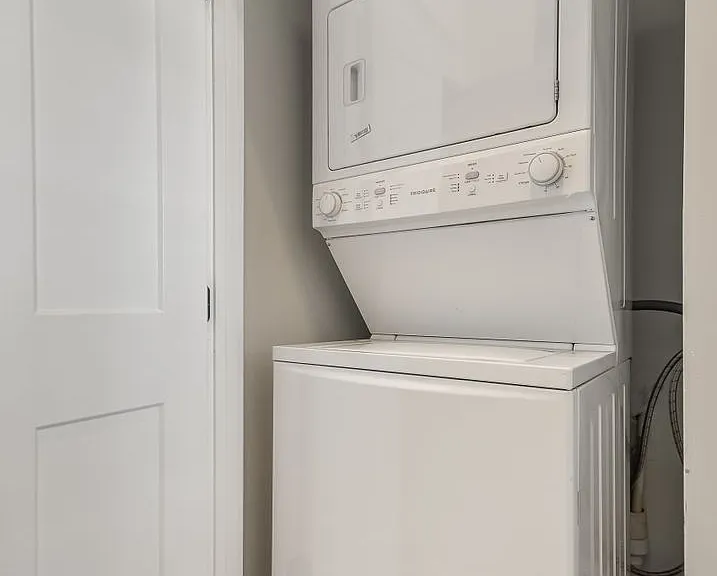 720 Penn Ave NE #2 — Photo 10