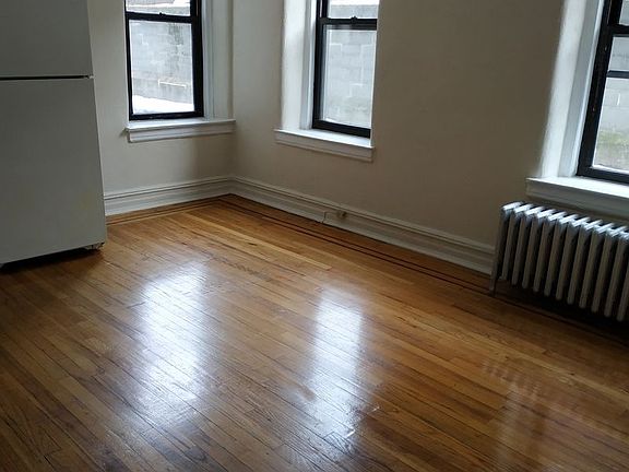 3rd image of 40-15 81st St #A10