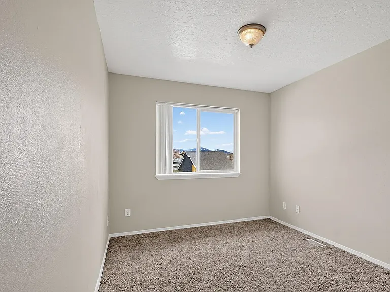 694 N Hydra Pl #A — Photo 17