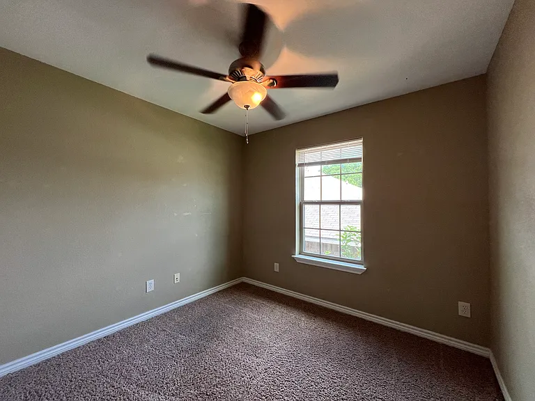 1470 N Belknap St — Photo 11