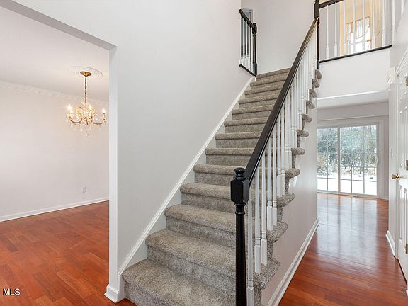 2nd image of 4 Deer Run