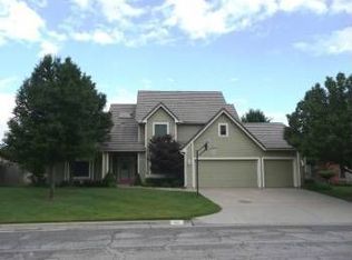 807 N Cypress St, Wichita, KS 67206