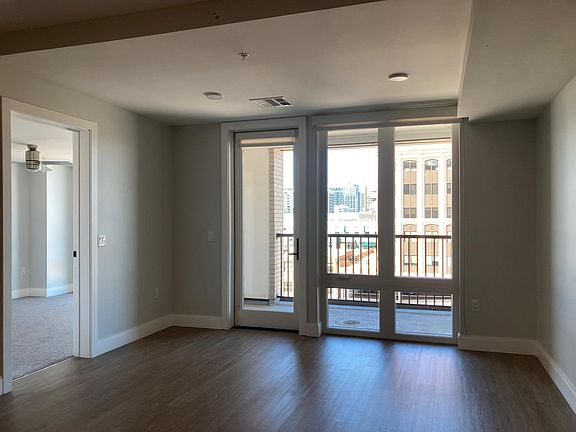 2nd image of 1800 Market St #747