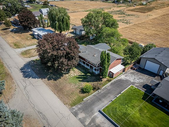 3rd image of 6750 Heffley Rd