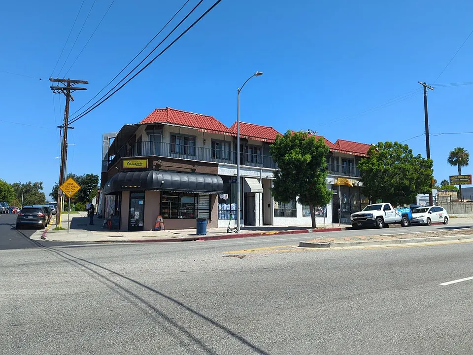 4465-4475 W Pico Blvd #&-1298