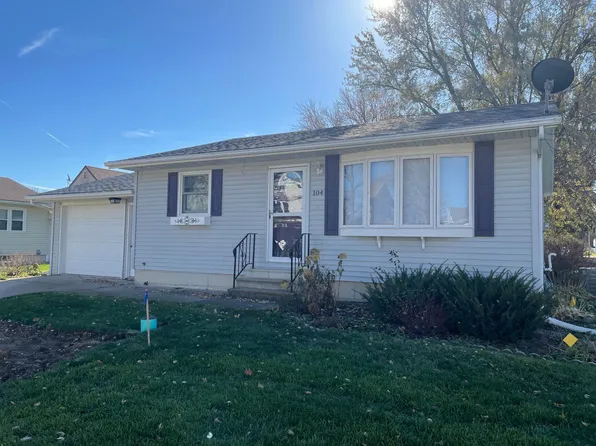 104 2nd Ave SW, Grand Meadow, MN 55936