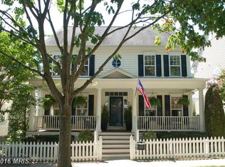 975 Featherstone St, Gaithersburg, MD 20878