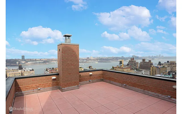 Rented by Douglas Elliman | media 20