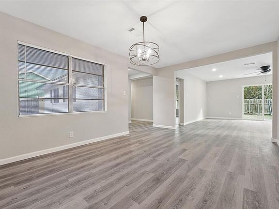 4th image of 4123 Wuthering Heights Dr