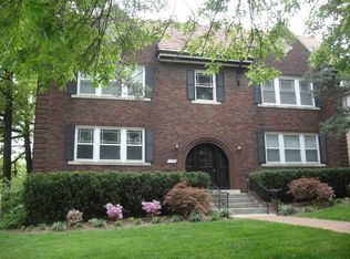 7700 Shirley Dr, Saint Louis, MO 63105
