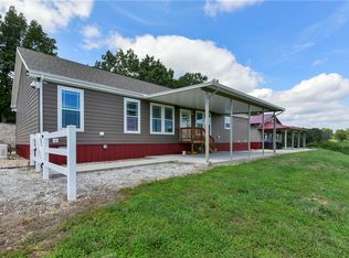 21018 Farm Road 2260, Eagle Rock, MO 65641