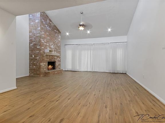 5th image of 809 Bayou River Dr