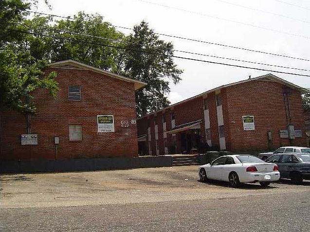 1st image of 936 E Jefferson St