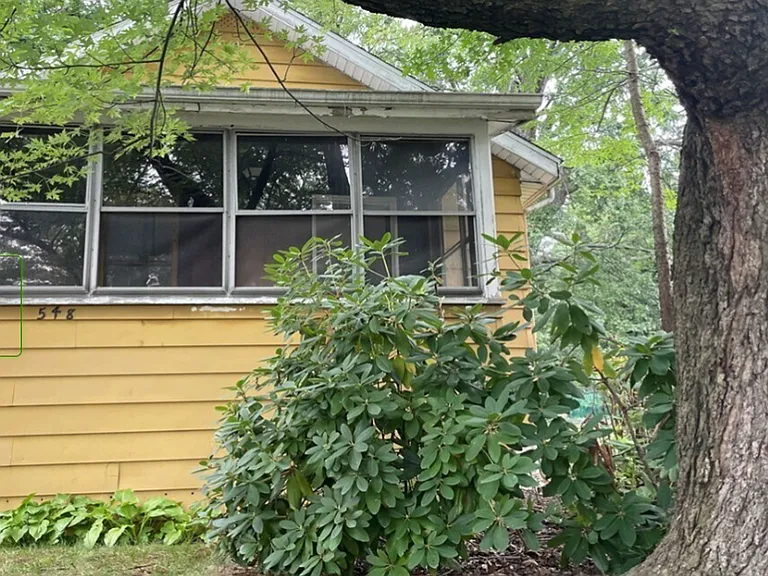 548 Winans Ave — Photo 3