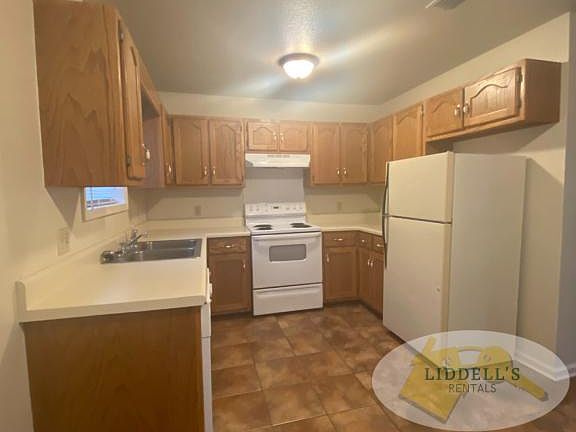 4th image of 700 S 4th St APT 1