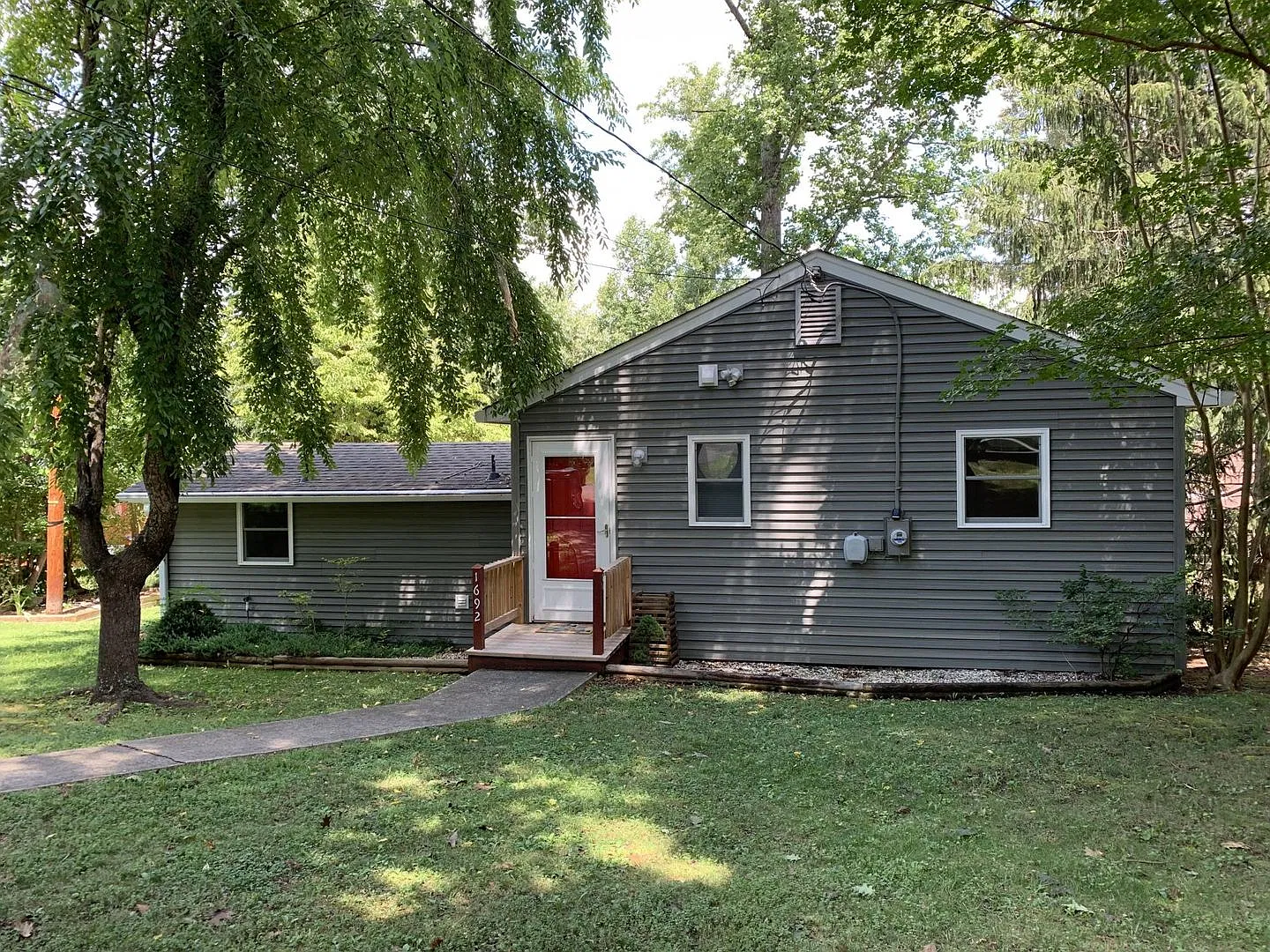 Lakeside House at Timberlake — Photo 1