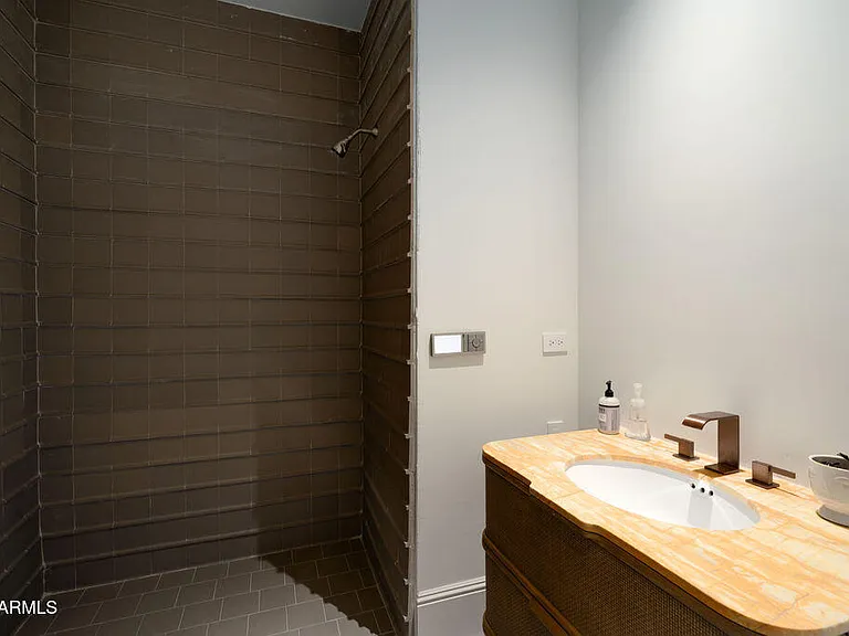 50 W Palm Ln — Photo 45