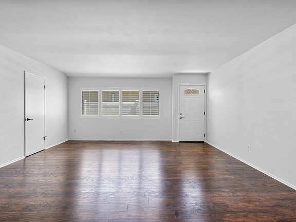 3rd image of 24423-24425 Ward St