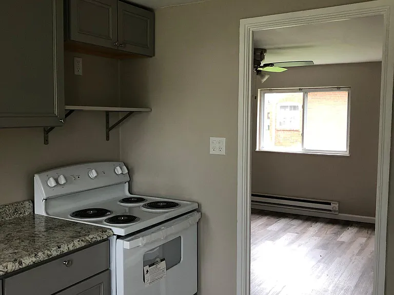 6901 Grand Ave #21B — Photo 3