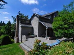 3222 SW Dickinson St, Portland, OR 97219