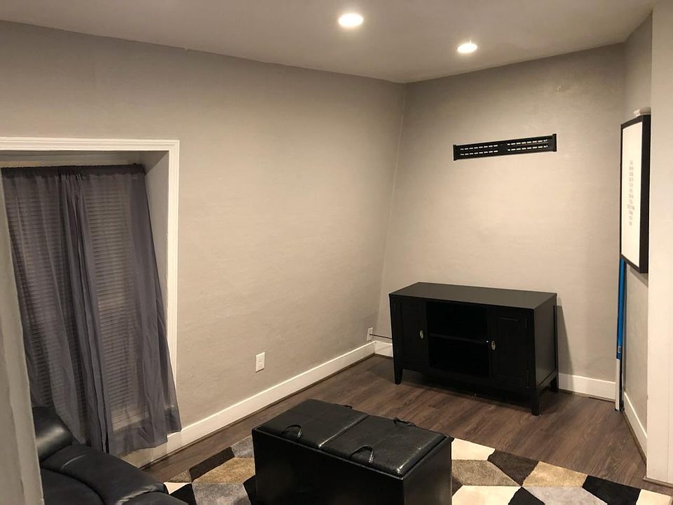 1st image of 133 Providence St APT 3