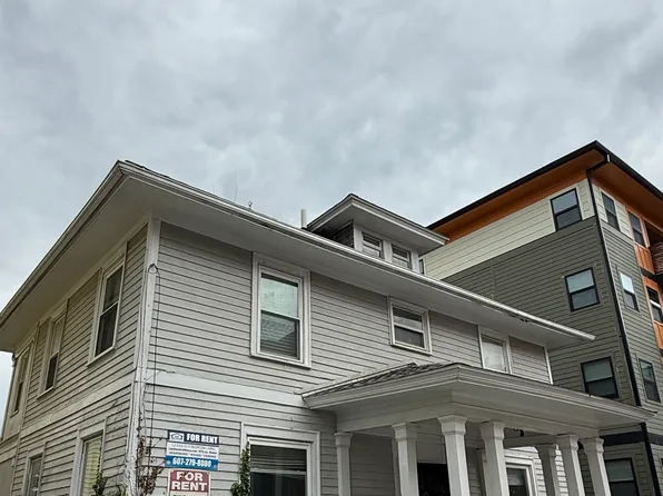 122 College Ave #1, Ithaca, NY 14850