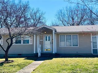 1125 W Hunter St, Nevada, MO 64772