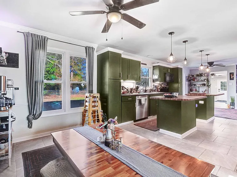 202 Deluca Rd — Photo 10