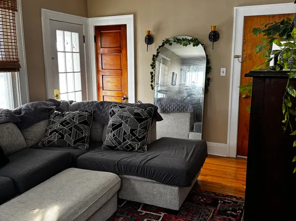 1108 Parkside Ave Floor 2, Buffalo, NY 14214