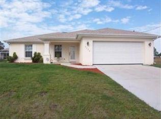 3522 NE 12th Pl, Cape Coral, FL 33909