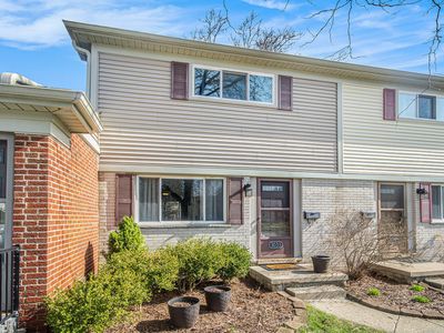 3033 Williamsburg Rd, Ann Arbor, MI, 48108